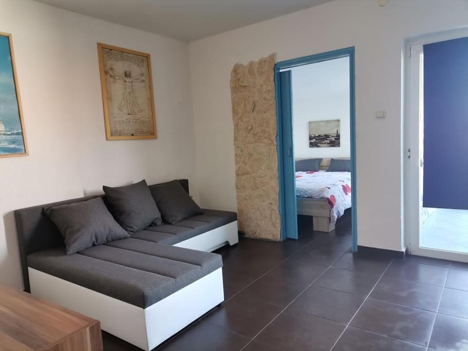 Apartmani Омишаль Экстерьер фото