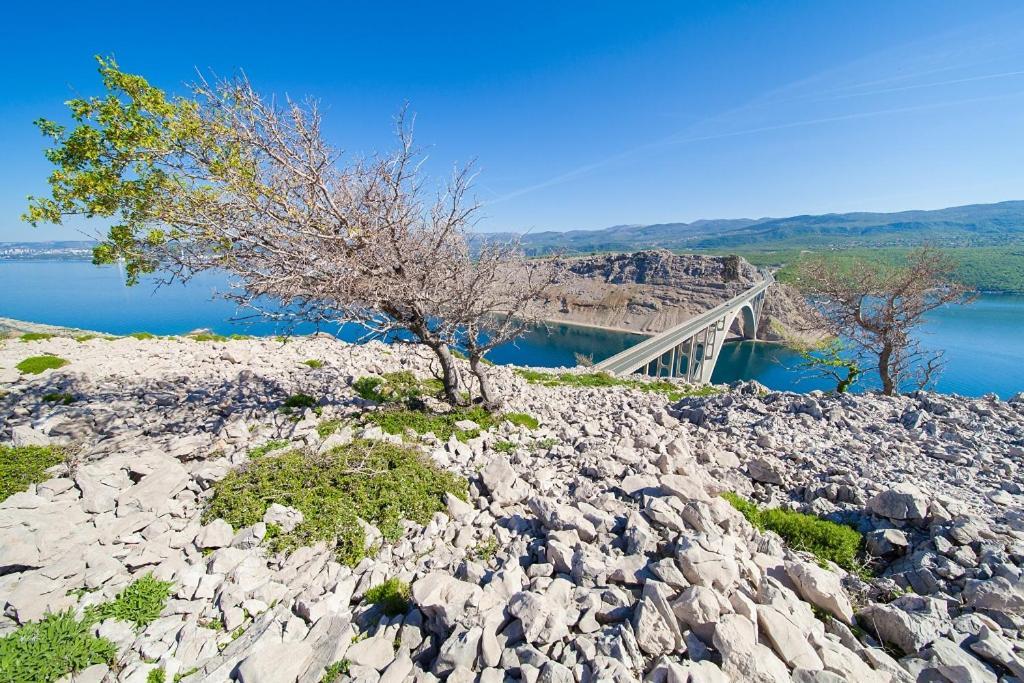 Apartmani Омишаль Экстерьер фото